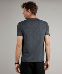 Camiseta-Masculina-Basica-Comfort-Fit-com-Bolso-Manga-Curta-Gola-Careca-Cinza-Mescla-Escuro-9656279-Cinza_Mescla_Escuro_2