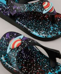 Chinelo-Infantil-Ipanema-Planetas-Brilha-no-Escuro-Preto-9741045-Preto_6