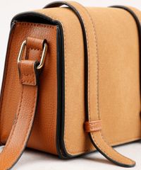 Bolsa-Feminina-Transversal-Pequena-com-Tiras-Caramelo-9381300-Caramelo_5
