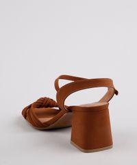 Sandalia-Feminina-Oneself-com-No-Salto-Quadrado-Caramelo-9683923-Caramelo_3