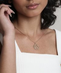 Colar-Feminino-Folheado-com-Pingente-de-Planeta-Terra-Dourado-9657451-Dourado_2