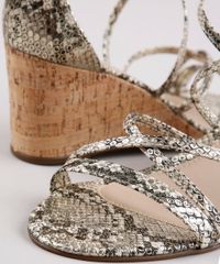 Sandalia-Feminina-Oneself-Anabela-com-Estampa-e-Textura-Animal-Print-de-Cobra-Dourado-9683920-Dourado_5