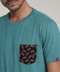 Camiseta-Masculina-com-Bolso-Estampado-de-Abacaxi-Manga-Curta-Gola-Careca-Verde-9736992-Verde_4