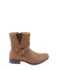 Bota-com-Fivela-Marrom-8571999-Marrom_1