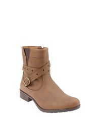 Bota-com-Fivela-Marrom-8571999-Marrom_2