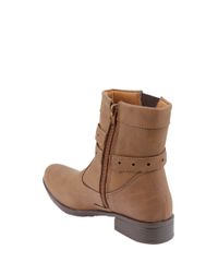Bota-com-Fivela-Marrom-8571999-Marrom_3