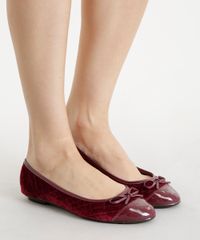 Sapatilha-Moleca-em-Veludo-Matelasse-Vinho-8588408-Vinho_2