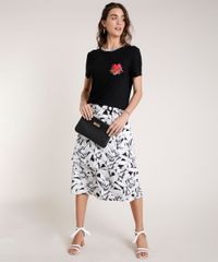 Blusa-Feminina-Agua-de-Coco-com-Patch-de-Bromelia-Manga-Curta-Decote-Redondo-Preta-9762779-Preto_3