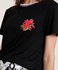 Blusa-Feminina-Agua-de-Coco-com-Patch-de-Bromelia-Manga-Curta-Decote-Redondo-Preta-9762779-Preto_4