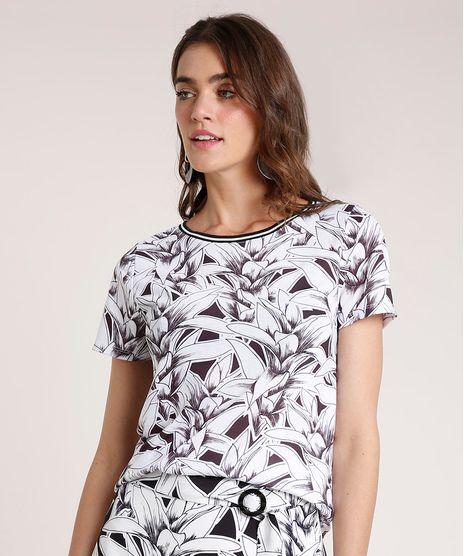 Blusa-Feminina-Agua-de-Coco-Estampada-Bromelias-Manga-Curta-Decote-Redondo-Branca-9762769-Branco_1