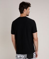 Camiseta-Masculina-Tryia-com-Bolso-Estampado-de-Folhagem-Manga-Curta-Gola-Careca-Preta-9735391-Preto_2