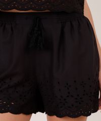 Short-Feminino-em-Laise-com-Cordao-e-Bolsos-Preto-9630038-Preto_4