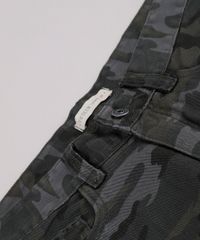 Bermuda-de-Sarja-Infantil-Estampada-Camuflada-com-Rasgos-Verde-9761831-Verde_3