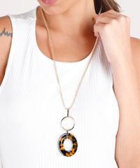 Colar-Feminino-Longo-com-Pingente-Acrilico-Tartaruga-e-Argola-Dourado-9650217-Dourado_2