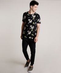 Camiseta-Masculina-Estampada-Floral-Manga-Curta-Gola-Careca-Preto-9755502-Preto_3