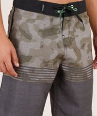 Bermuda-Surf-Masculina-Estampada-Camuflada-com-Listras-Chumbo-9743858-Chumbo_2