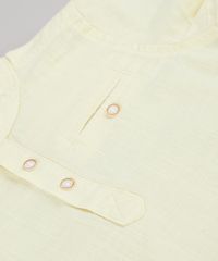 Camisa-Infantil-com-Bolso-Manga-Curta-Gola-Padre-Amarela-Claro-9670883-Amarelo_Claro_4