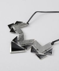 Colar-Geometrico-Prateado-8514135-Prateado_3
