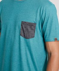 Camiseta-Masculina-com-Bolso-Estampado-de-Peixes-Manga-Curta-Gola-Careca-Verde-9737044-Verde_4