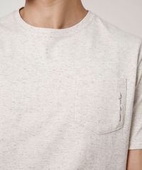 Camiseta-Masculino-Agua-de-Coco-com-Bolso-Folhagem-Manga-Curta-Gola-Careca-Bege-Claro-9735389-Bege_Claro_4