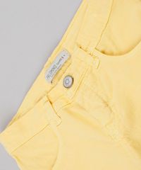Short-de-Sarja-Infantil-Barra-Dobrada-Amarelo-Claro-9741610-Amarelo_Claro_3
