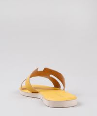 Rasteira-Slide-Feminina-Oneself-com-Recortes-Amarela-9728904-Amarelo_3