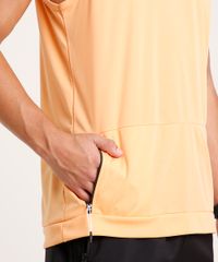 Regata-Masculina-Esportiva-Ace-com-Bolso-e-Recorte-Laranja-Claro-9735021-Laranja_Claro_4