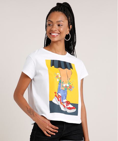 Blusa-Feminina-Ampla-com-Estampa-de-Tenis--Manga-Curta-Decote-Redondo-Off-White-9832775-Off_White_1