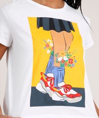 Blusa-Feminina-Ampla-com-Estampa-de-Tenis--Manga-Curta-Decote-Redondo-Off-White-9832775-Off_White_4