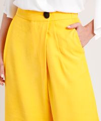 Calca-Feminina-Pantacourt-com-Botao-Deslocado--Amarelo-9704312-Amarelo_4