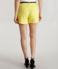 Short-em-Piquet-com-Cinto-Amarelo-8406449-Amarelo_2