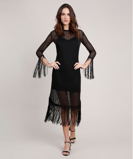 vestido com franja na manga
