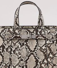 Bolsa-Feminina-Media-com-Textura-e-Estampa-Animal-Print-Alca-Transversal-Removivel-Kaki-9483476-Kaki_5