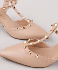 Scarpin-Feminino-Via-Uno-Bico-Fino-Salto-Baixo-com-Tachas-Bege-9793862-Bege_5 Scarpin-Feminino-Via-Uno-Bico-Fino-Salto-Baixo-com-Tachas-Bege-9793862-Bege_5