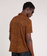 Camisa-Masculina-Tradicional-Estampada-Animal-Print-Onca-Manga-Curta--Marrom-9854617-Marrom_2