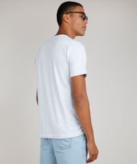 Camiseta-Masculina-Turma-do-Mickey-com-Bolso-Manga-Curta-Gola-Careca-Cinza-Mescla-Claro-9754411-Cinza_Mescla_Claro_2