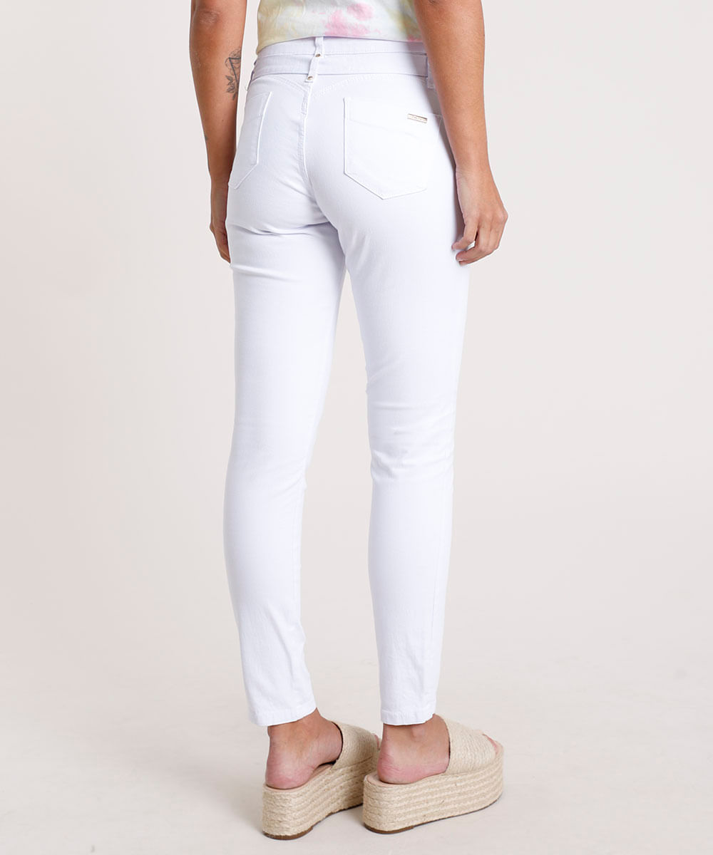calça branca cintura alta sawary