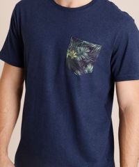 Camiseta-Masculina-com-Bolso-Estampado-de-Folhagem-Manga-Curta-Gola-Careca-Azul-Marinho-9844287-Azul_Marinho_4