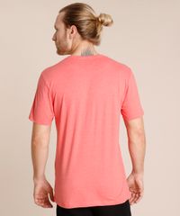 Camiseta-Masculina-com-Bolso-Estampado-de-Penas-Manga-Curta-Gola-Careca-Coral-9738299-Coral_2