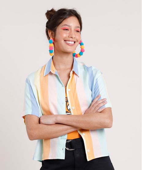 Camisa-Feminina-Carnaval-Cropped-Listrada-Arco-Iris-com-Fenda-Manga-Curta-Multicor-9882322-Multicor_1