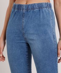 Calca-Jeans-Feminina-Flare-Cintura-Super-Alta-com-Barra-Desfiada--Azul-Medio-9833812-Azul_Medio_4