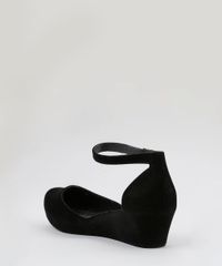 Sandalia-Plataforma-em-Suede-Preto-8575173-Preto_3