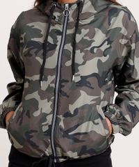 Jaqueta-Corta-Vento-Feminina-Estampada-Camuflada-com-Capuz-Verde-Militar-9755444-Verde_Militar_4