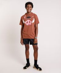 Camiseta-Masculina-Carnaval-Pumba-O-Rei-Leao-com-Capuz-Manga-Curta-Marrom-9824369-Marrom_3