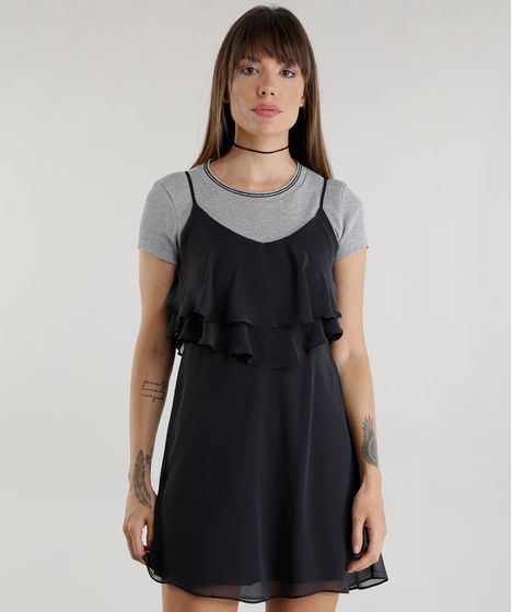 vestido preto babado