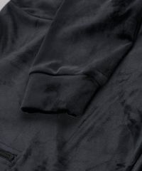 Blusao-Infantil-Cropped-em-Plush-com-Capuz-e-Meio-Ziper-Preto-9785968-Preto_4