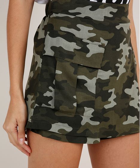 short saia camuflado