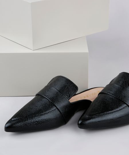 Mule-Feminino-Via-Uno-Bico-Fino-Texturizado-Cobra-em-Verniz-Preto-9840230-Preto_1