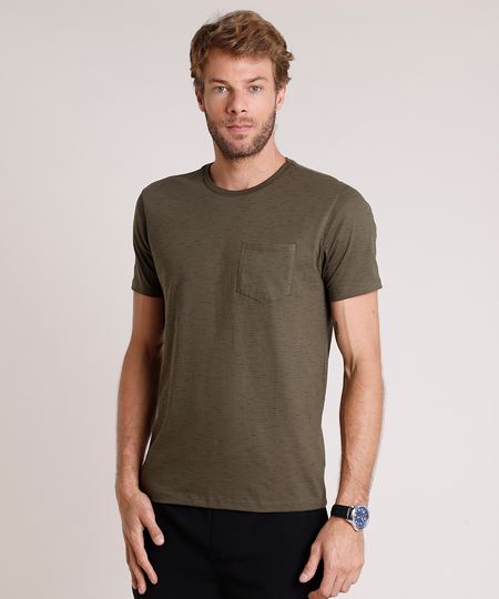 Camiseta-Masculina-Basica-com-Bolso-Manga-Curta-Gola-Careca-Verde-Militar-1-9421866-Verde_Militar_1_1