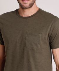 Camiseta-Masculina-Basica-com-Bolso-Manga-Curta-Gola-Careca-Verde-Militar-1-9421866-Verde_Militar_1_4